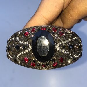 Black Stone Bejewelled Royal Antique ClaspBracelet